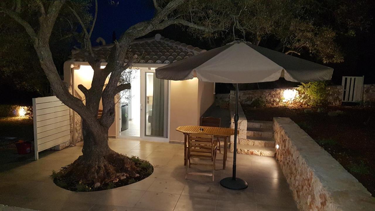Villa Maria Tsoukalades Exterior photo